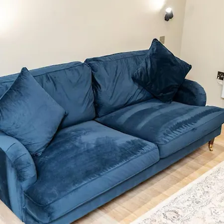 The Executive Retreat 3bed2bath 55inch Tv Apartment