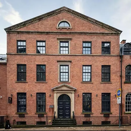 The Executive Retreat 3bed2bath 55inch Tv * Leeds (West Yorkshire)