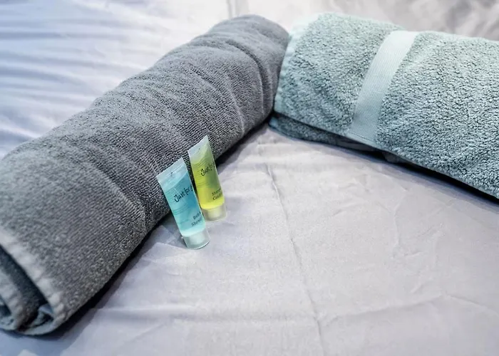 The Executive Retreat 3bed2bath 55inch Tv 公寓 利兹