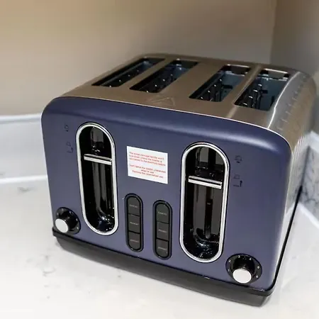 The Executive Retreat 3bed2bath 55inch Tv Leeds (West Yorkshire)